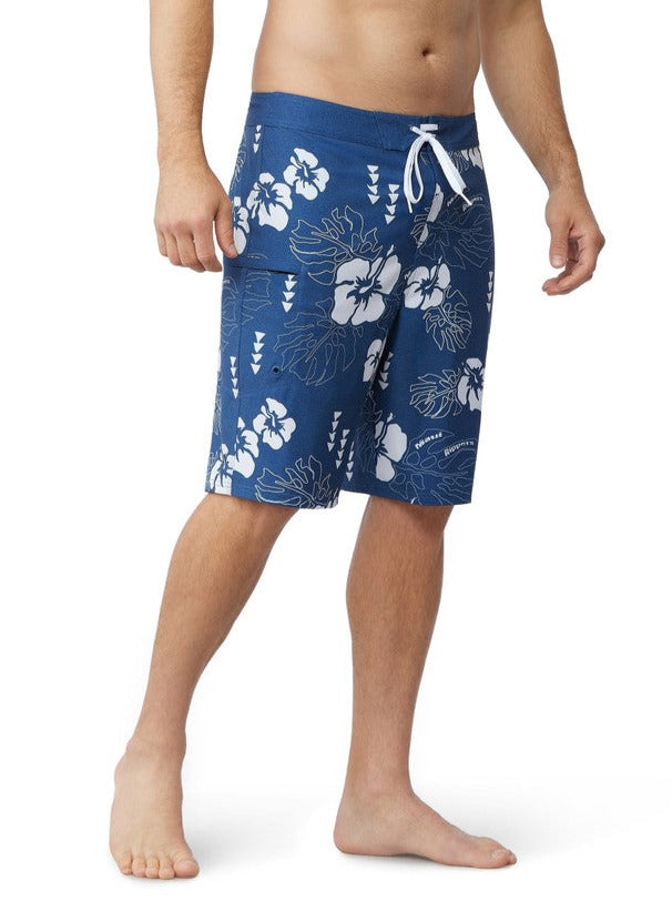 Maui Rippers - Whether you are a paddler, a lifeguard or just a surfer, our  classic stretch boardies are a favorite with the locals. #mauirippers • • •  #surfing #canoepaddling #lifeguard #surfer #